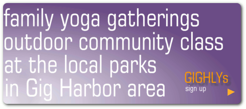 GIGHLYs family park yoga in Gig Harbor